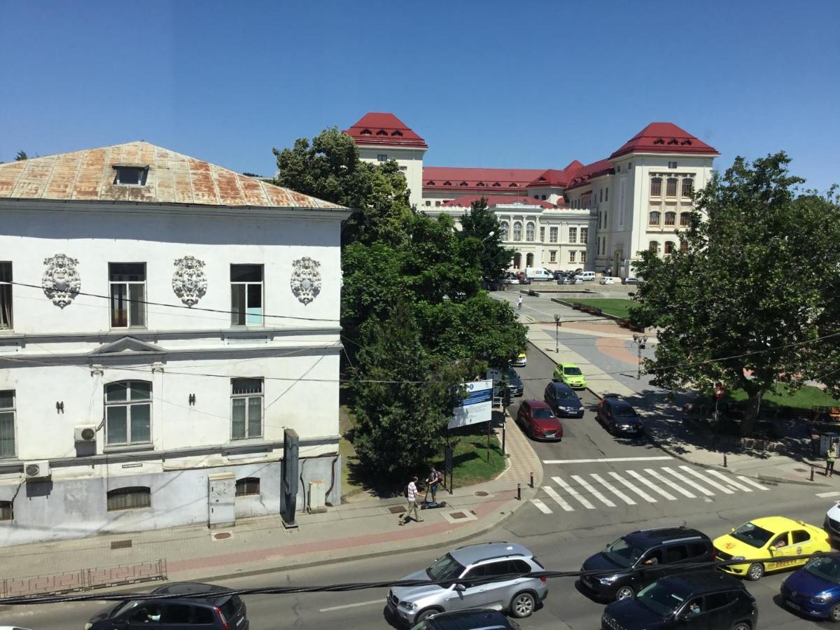 White Dream Suites Iasi Luaran gambar