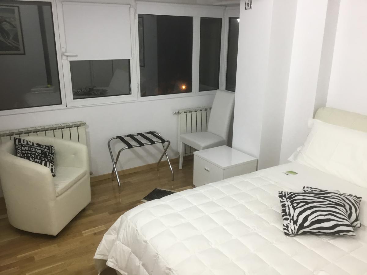 White Dream Suites Iasi Luaran gambar