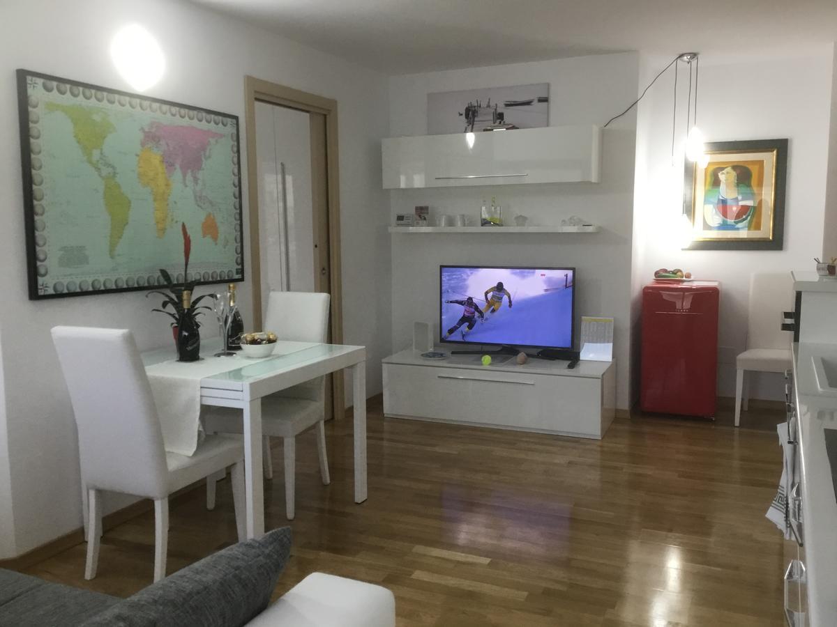White Dream Suites Iasi Luaran gambar