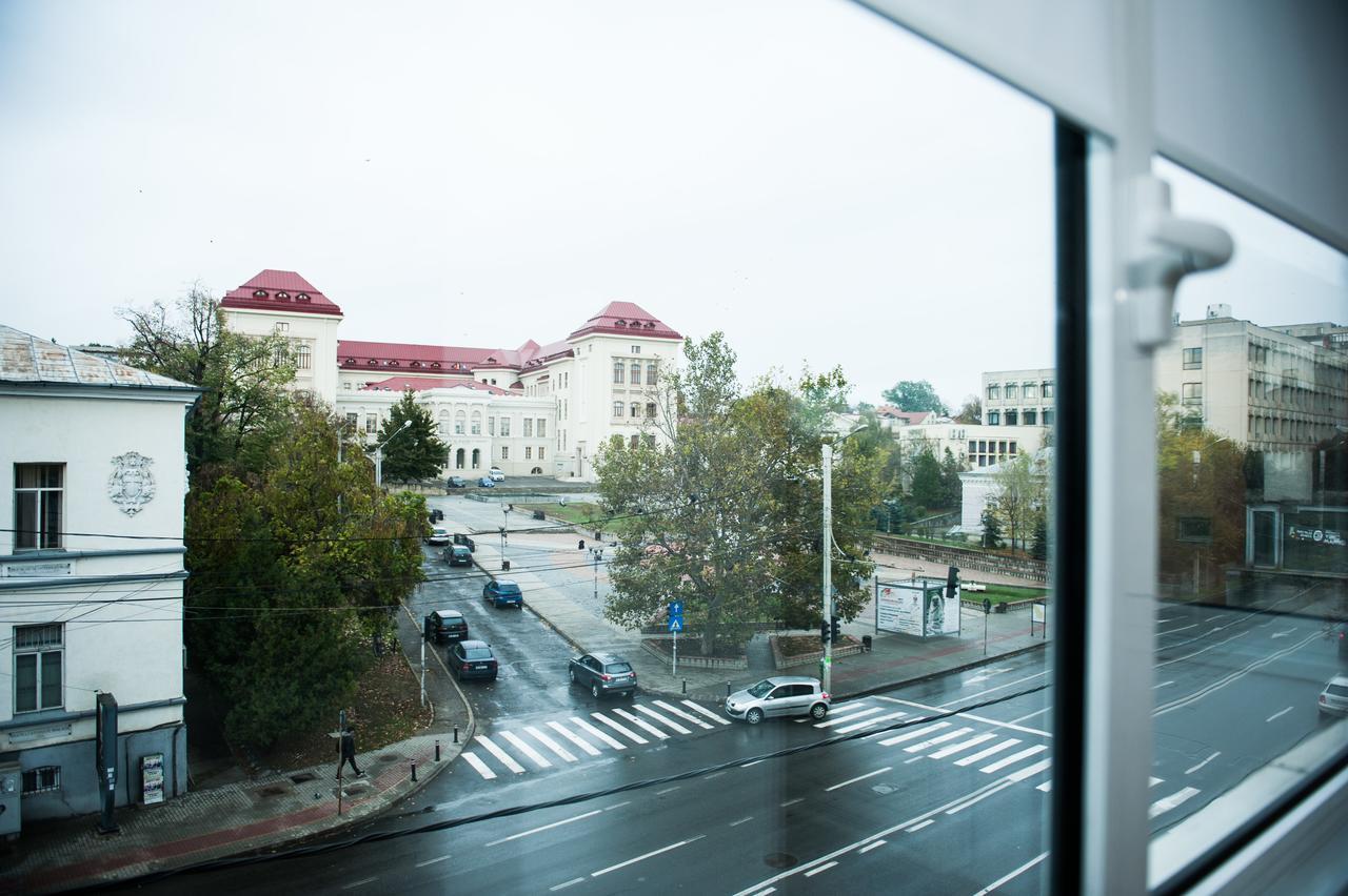 White Dream Suites Iasi Luaran gambar