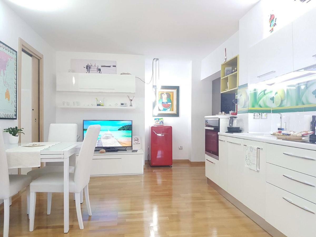 White Dream Suites Iasi Luaran gambar